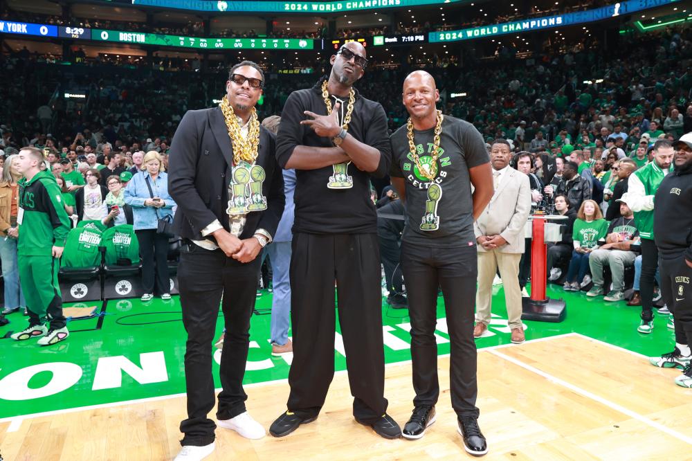 队强有力的 队强有力的