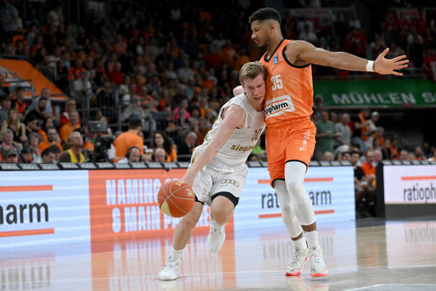 场向来以气 场向来以气